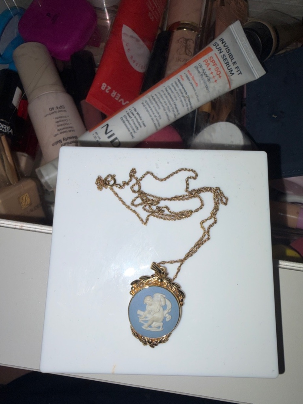 Forever 21 Gold and Light Blue Cameo Pendant Necklace